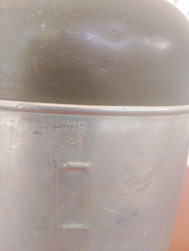 Cantimplora militar MB 41