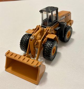 Macchinine varie e ruspa