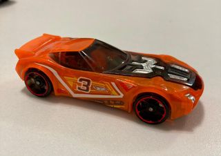 Macchinine varie e ruspa