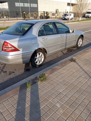 Mercedes-Benz 2000clk 2000