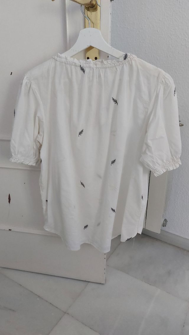 Blusa blanco roto Cortefiel TM