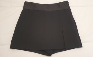Falda pantalón negra Zara