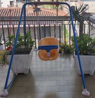 Altalena bimbo usata