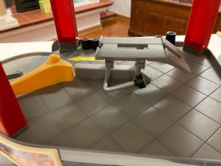 Garage Cars Disney Pixar