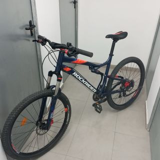Bicicleta Rock Rider con 27.5 pulgadas. Color azul