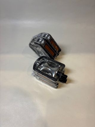 Pedales Metal NUEVOS de bicicleta 