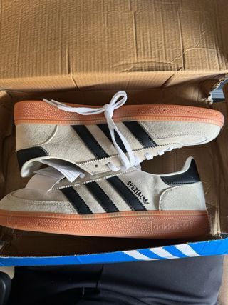 Adidas Spezial Beige - Talla 39