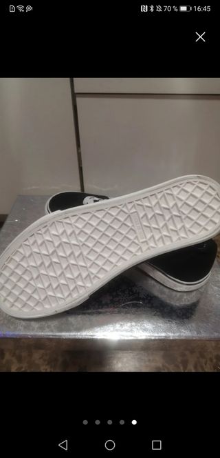 Zapatillas tallas 37 y 38 