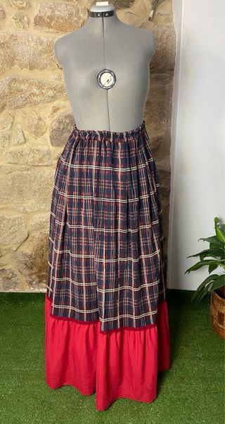 Falda larga medieval