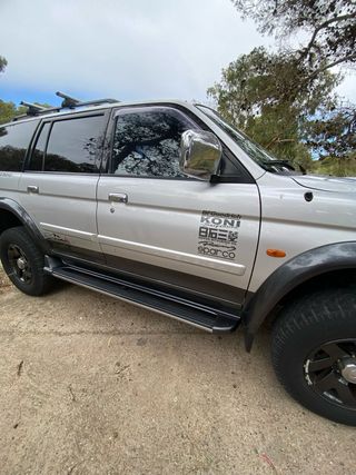 Mitsubishi Montero Sport 2002