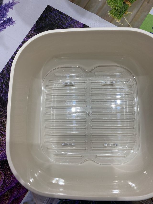 Contenitore plastica omada con griglia 