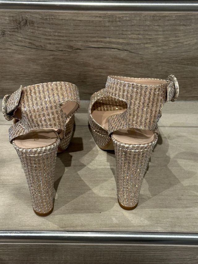 Sandali donna con zeppa