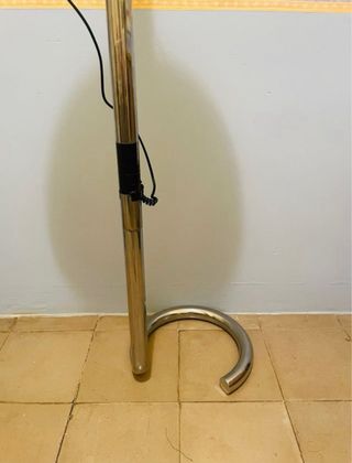 Lampara pie vintage metalica