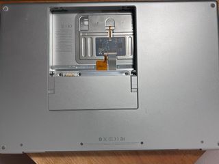 MacBook Pro plata - Apple 15. Antiguo.