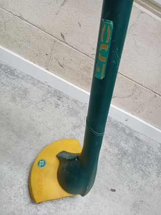 Taglia bordi decespugliatore