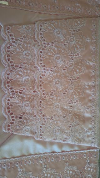 Sábanas de raso bordadas Viridiana