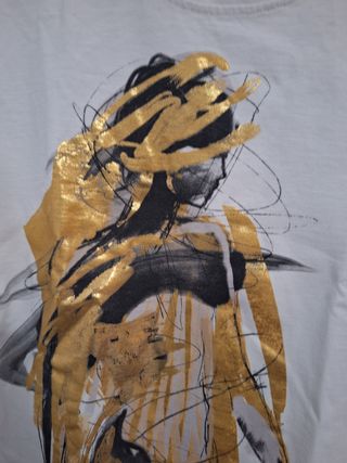 Camiseta Zara dibujo mujer