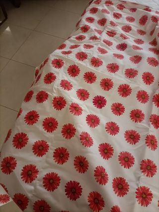 Cabeceros infantiles más colchas, faldón