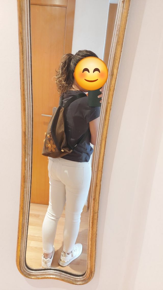 Mochila pequeña marrón