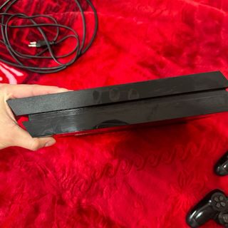 PS4 (PlayStation 4) + 2 mandos