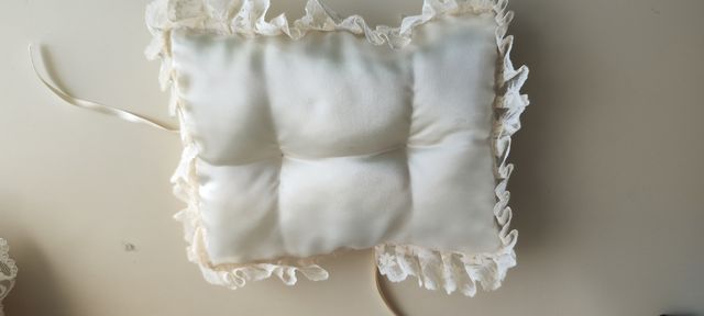 Cojín y cesta arras boda - beige