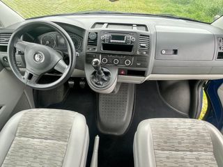 Volkswagen Transporter T5 2012