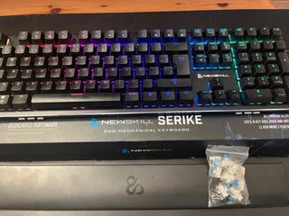Newskill Serike V2 RGB Mecánico