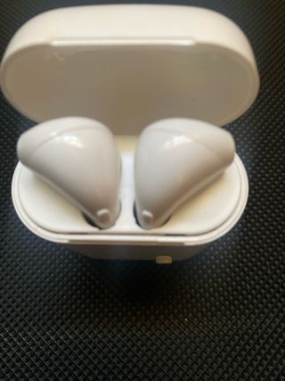 Auriculares inalámbricos blancos