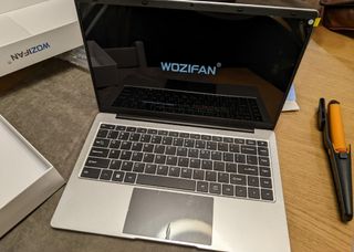 PcWOZIFAN Ordenador portátil