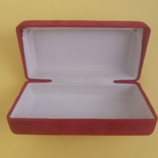 Funda Carolina Herrera roja