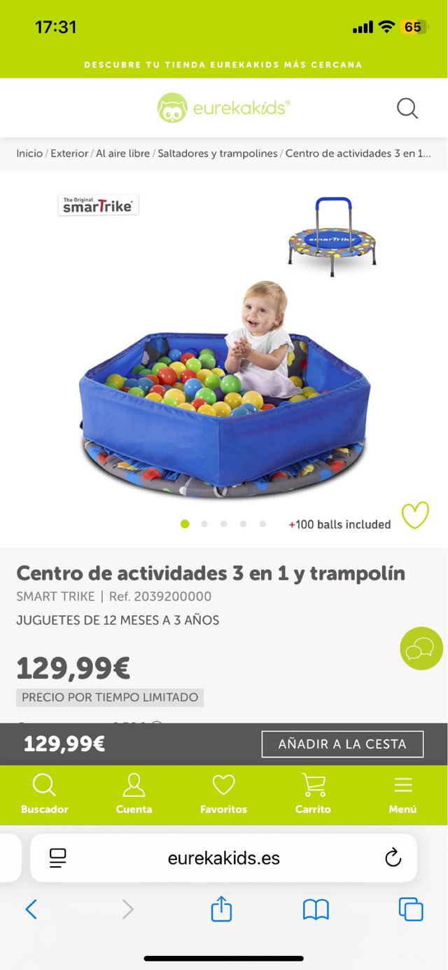 Trampolino elastico e piscina di palle