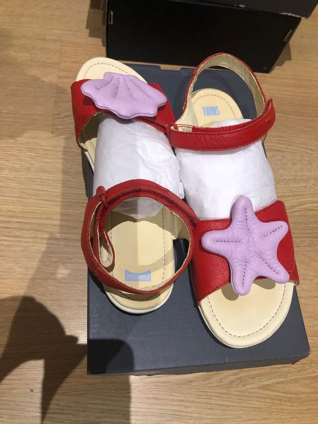 Sandalias niña Camper