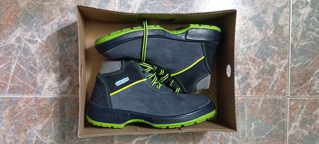 BOTAS DE SEGURIDAD