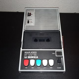 Radio am/fm Reproductor solid state cassete