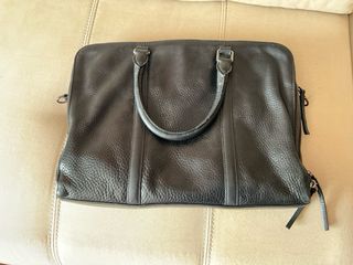 Maletín Massimo Dutti piel negra