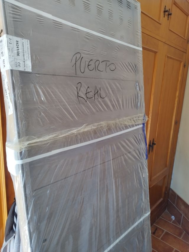 Puerta de paso nueva