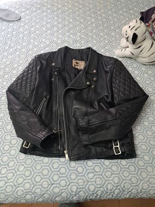 Chaqueta motero de cuero