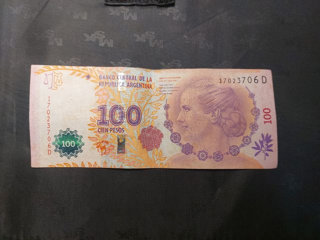 Billete 100 pesos argentinos