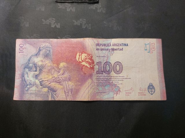 Billete 100 pesos argentinos