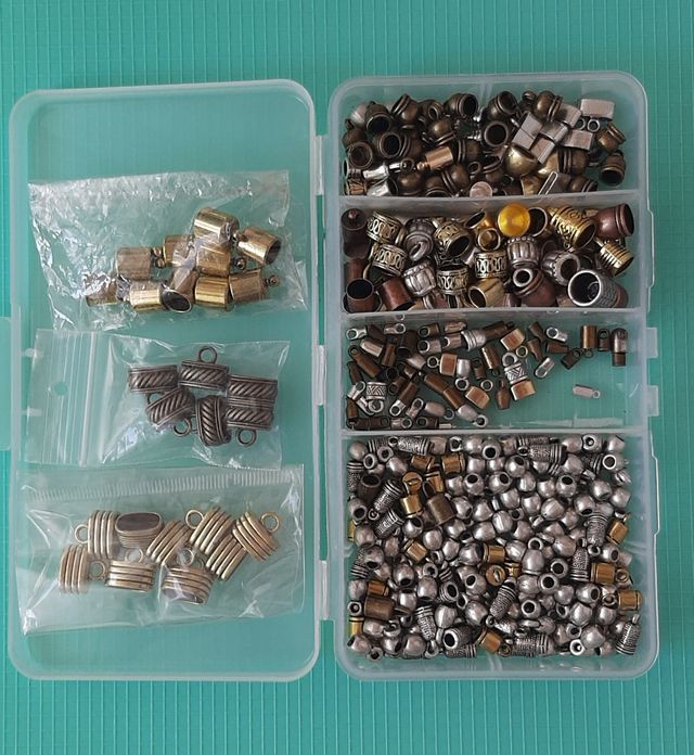 Terminales de metal para cuero y cordones