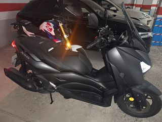 Yamaha XMAX 125
