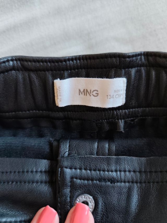 Falda negra cuero niña MNG talla 9