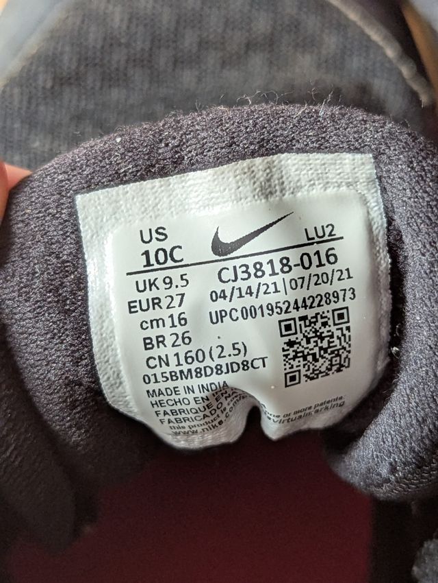 Zapatillas Nike talla 27