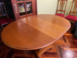 Set de mesa y 4 sillas