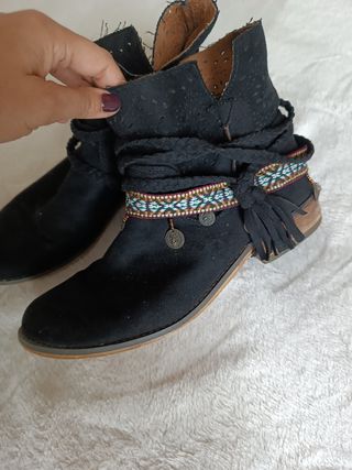 Botines negros boho
