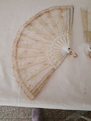 2 Abanicos infantiles dorados