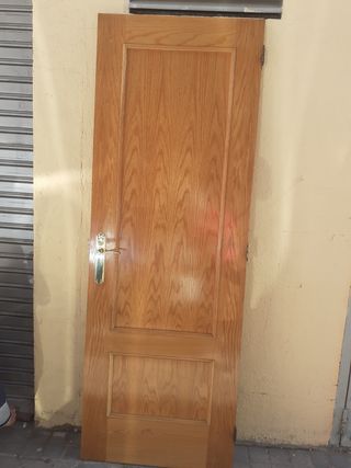 Puerta interior madera pino