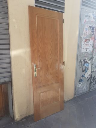 Puerta interior madera pino