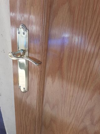 Puerta interior madera pino