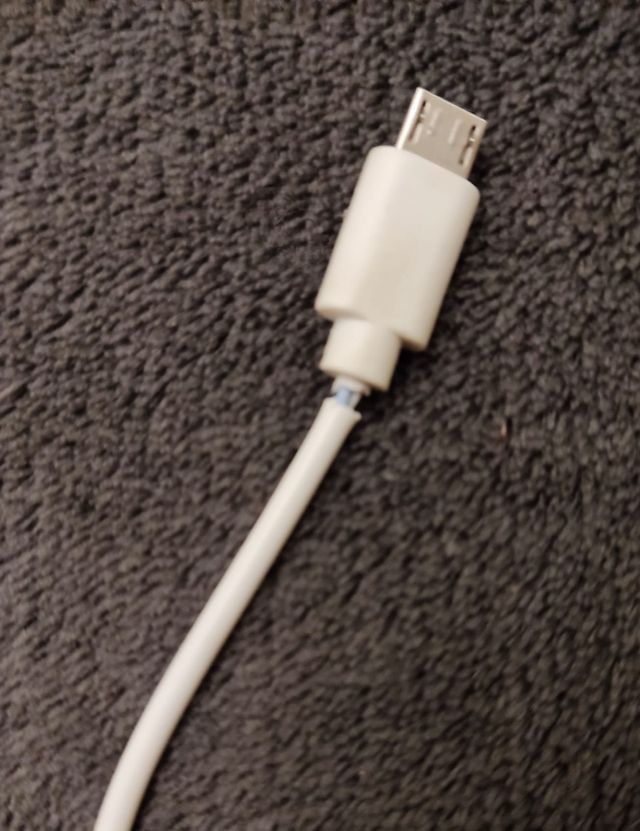 3 cavi da USB a microUSB - bianchi Tipo A